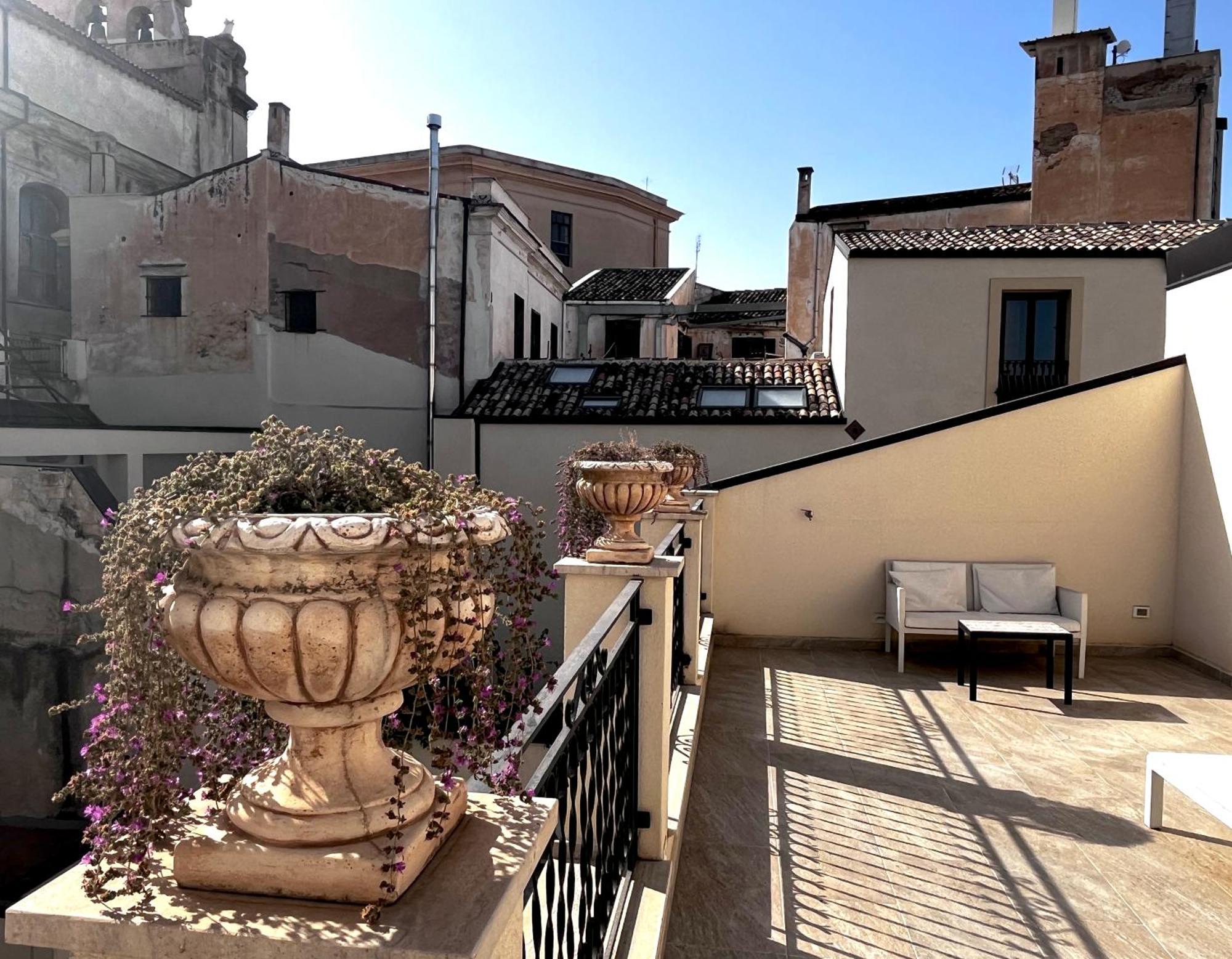 Sette Fate Suites & Spa Palermo Exterior photo